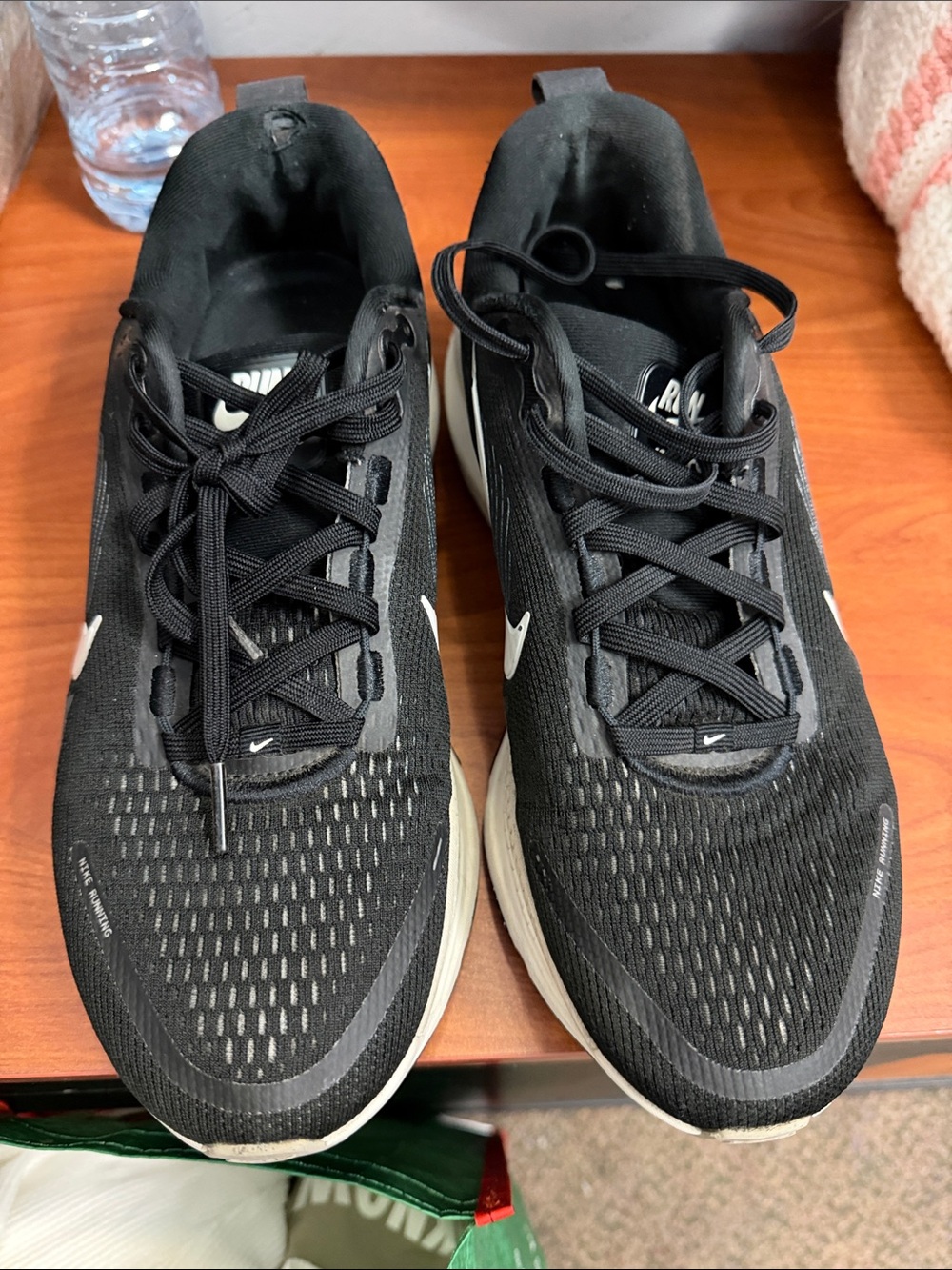 Nike Black and White Women’s Athletic Running Shoes